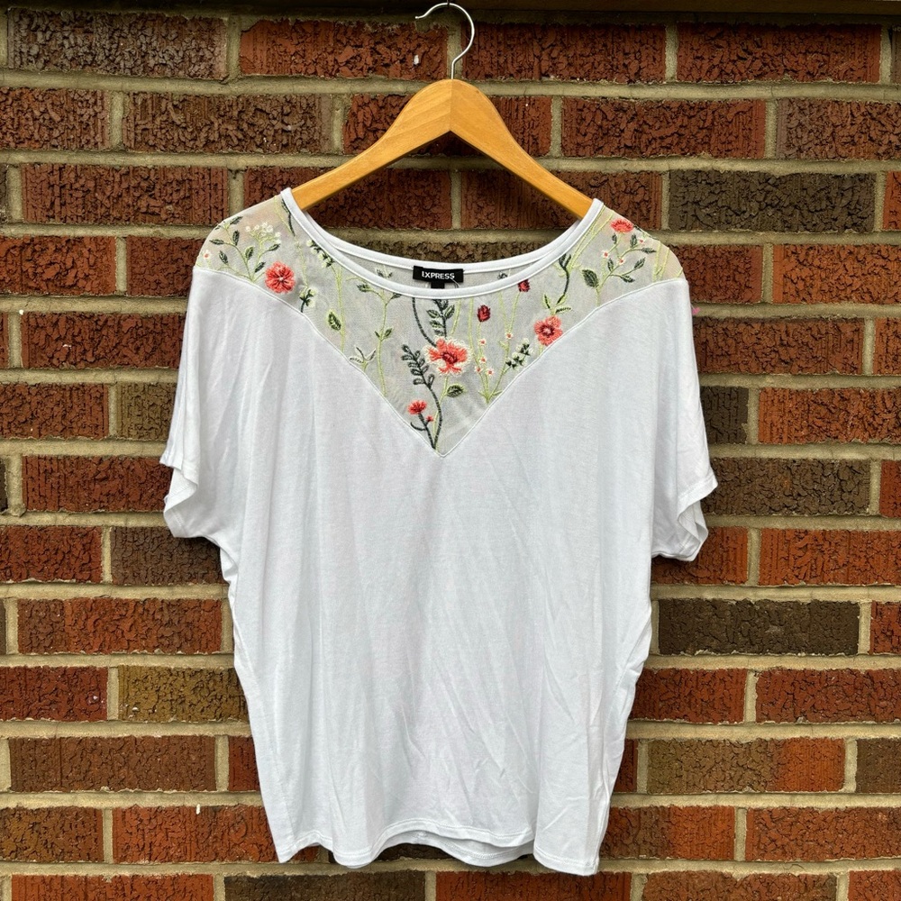 Express White and White Mesh Floral Embroidered Short Sleeve Blouse Top